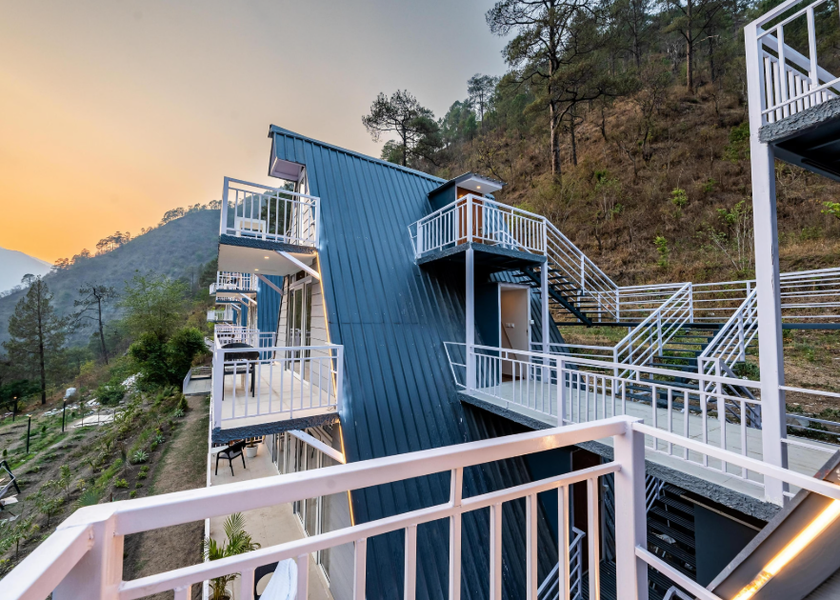 Uttarakhand Nainital Hotel Exterior