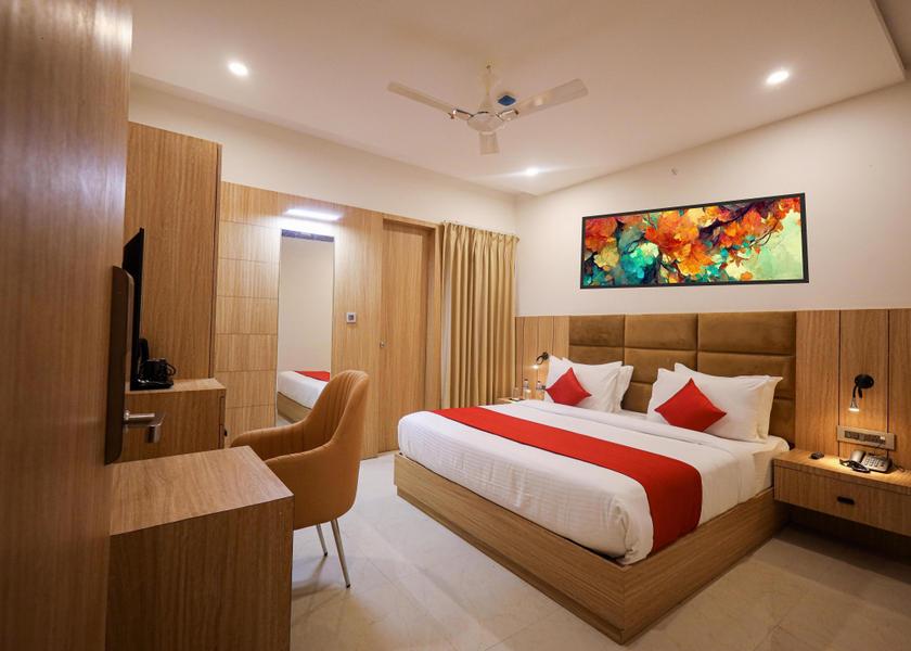 Uttar Pradesh Lucknow Deluxe(King Size Double Bed)