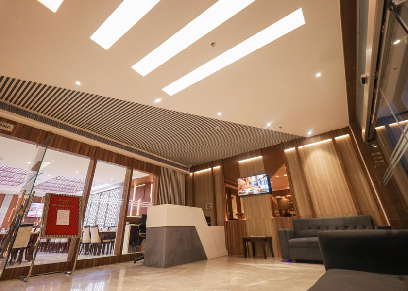 Uttar Pradesh Lucknow Public Areas