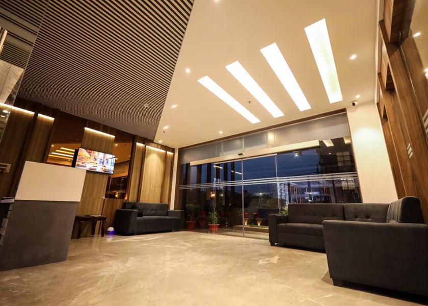 Uttar Pradesh Lucknow Public Areas