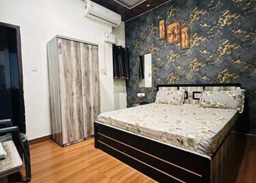 Uttar Pradesh Fatehpur Executive AC Room