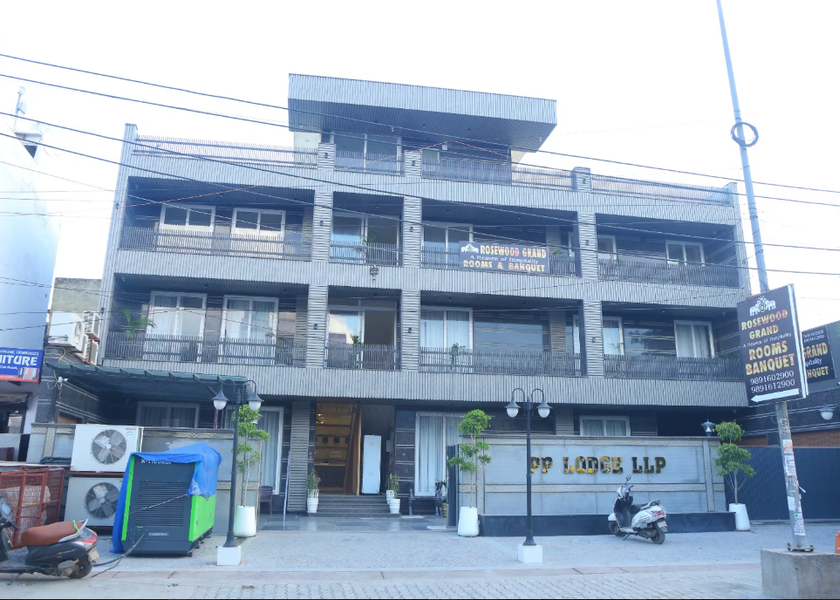 Haryana Faridabad Hotel Exterior