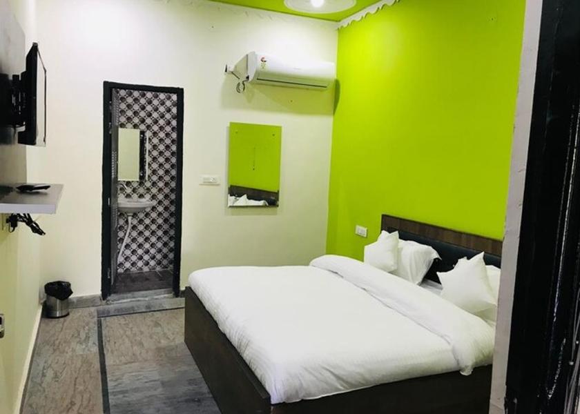 Haryana Faridabad Deluxe Room