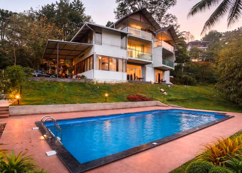 Kerala Munnar Hotel Exterior