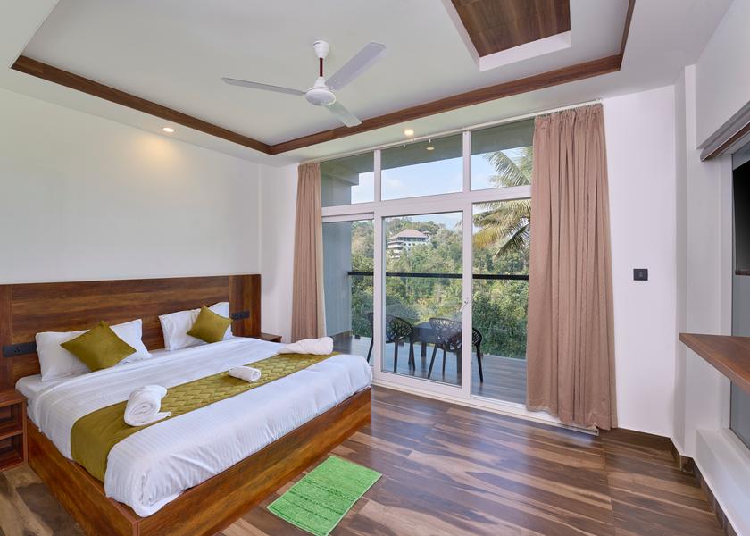 Kerala Munnar Duplicate - Agoda Premium Room without Balcony