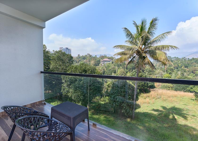 Kerala Munnar Suite Room with Balcony