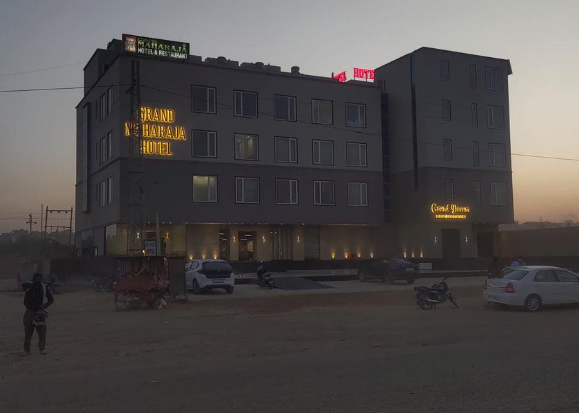 Rajasthan Suratgarh Hotel Exterior