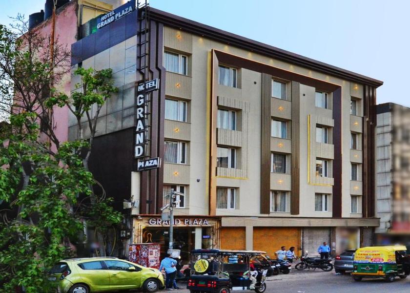 Delhi Delhi Facade