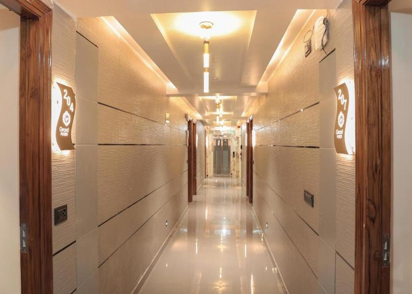 Delhi Delhi Public Areas