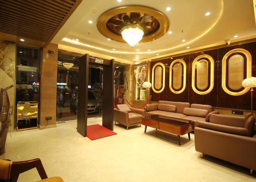 Delhi Delhi Public Areas