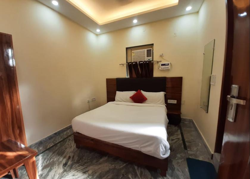 Delhi Delhi Deluxe Room