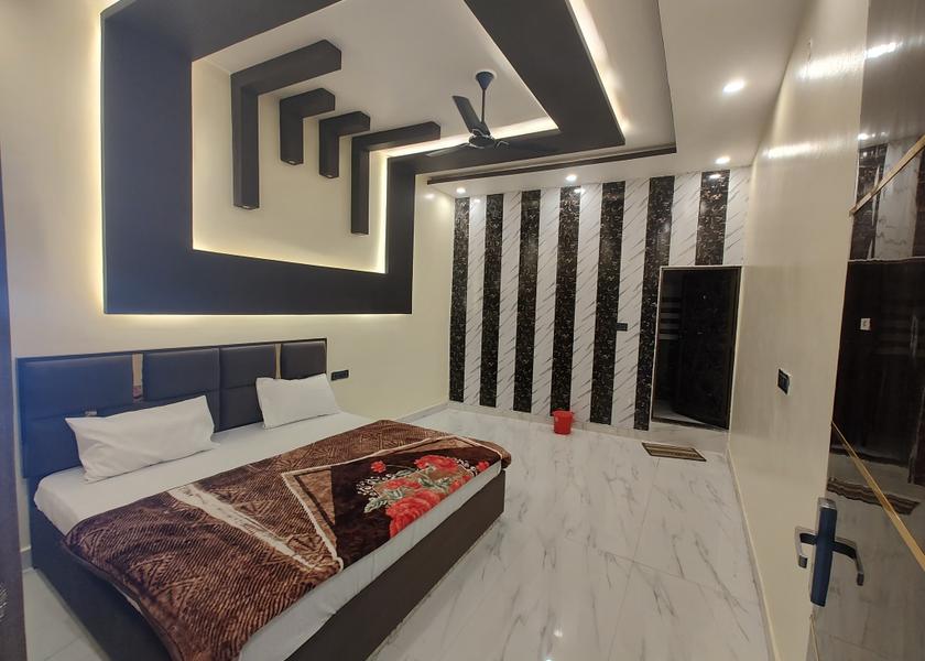 Uttar Pradesh Ayodhya Deluxe Room