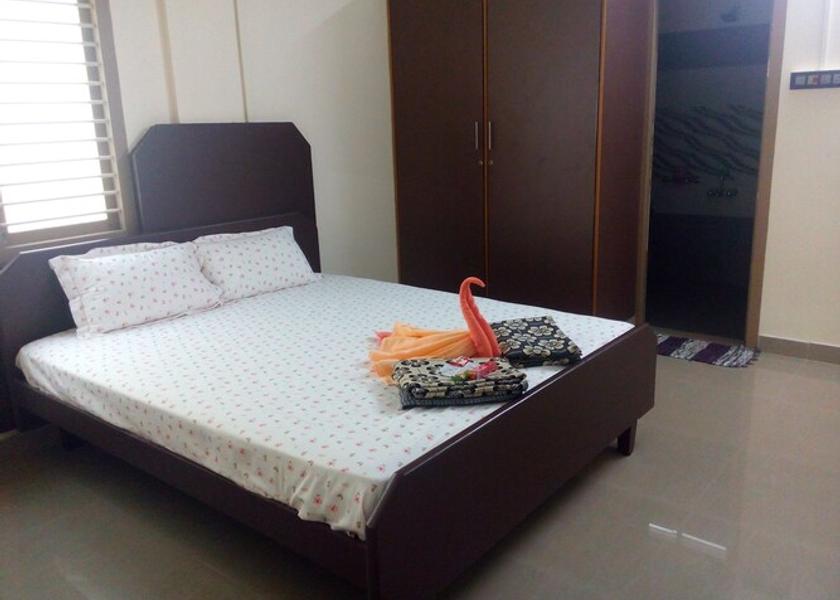 Tamil Nadu Kumbakonam Compact Studio