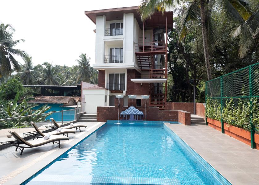 Goa Calangute Pool