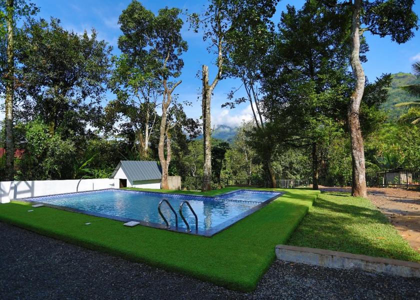 Kerala Munnar Pool