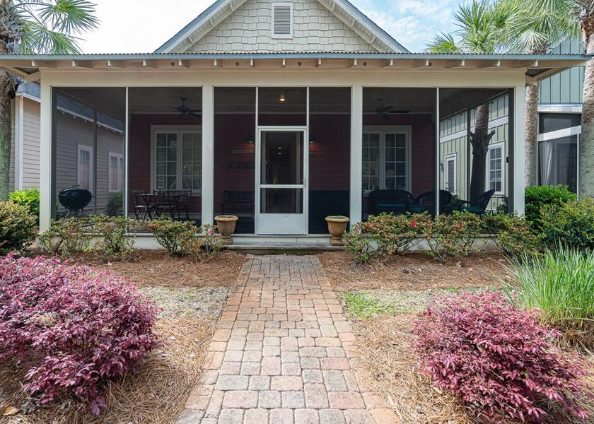 Florida Miramar Beach Exterior Detail