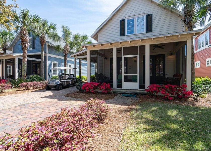 Florida Miramar Beach Exterior Detail