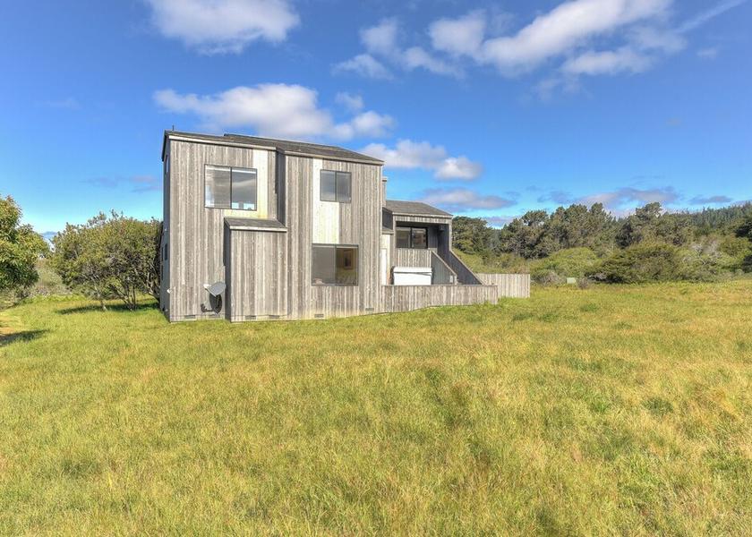 California sea ranch Exterior Detail