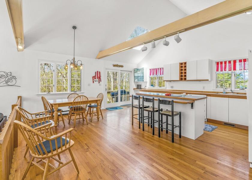 Massachusetts Mashpee In-Room Dining