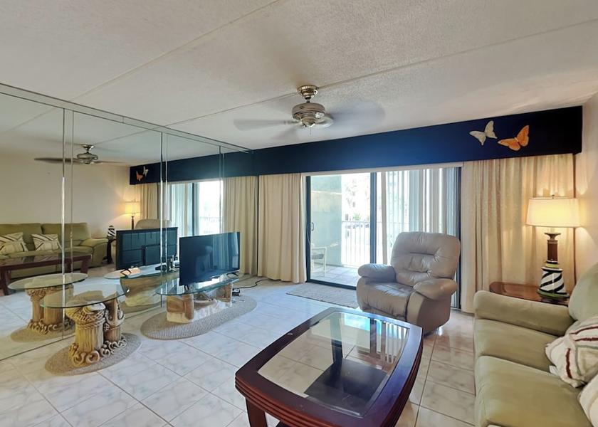 Florida Daytona Beach Shores Living Area
