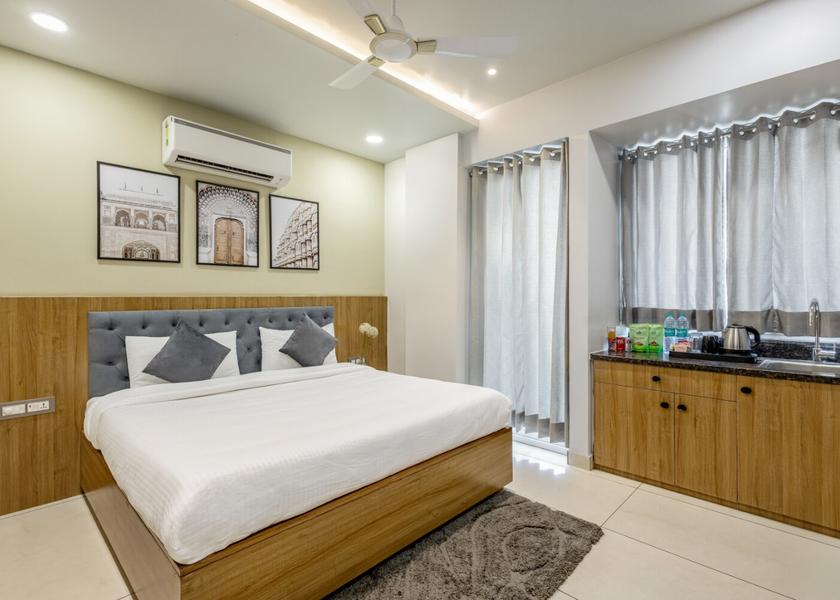 Haryana Gurugram Deluxe King Room with Balcony