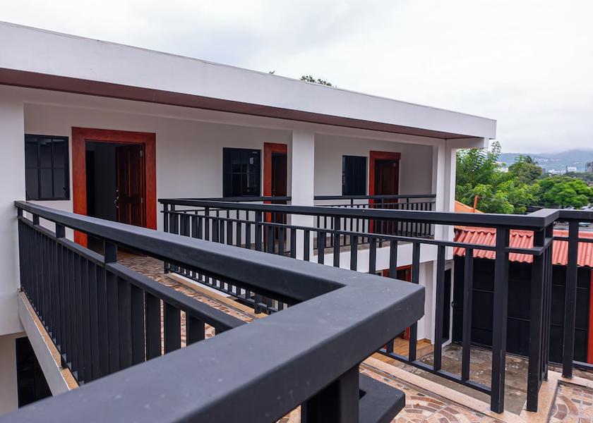  Antiguo Cuscatlán Facade