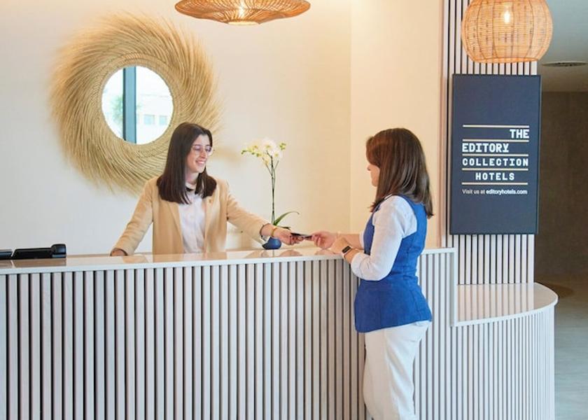 Faro Lagos Reception
