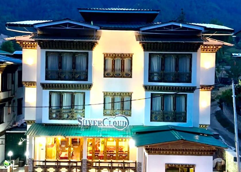  Paro exterior view