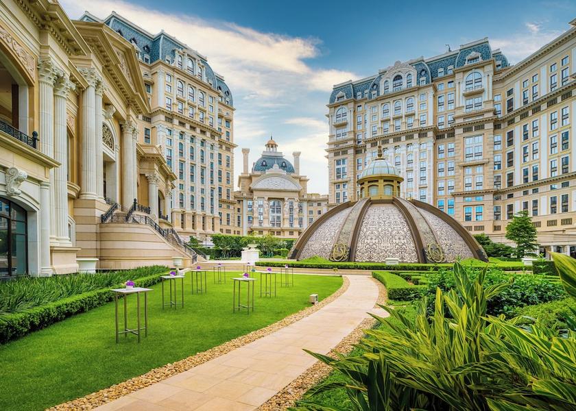 Outdoor banquet area