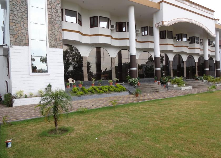Uttar Pradesh Lucknow Hotel Exterior