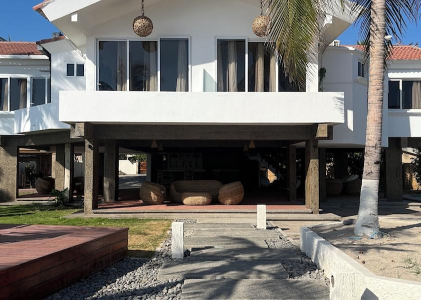 San Salvador (department) La Libertad Exterior Detail