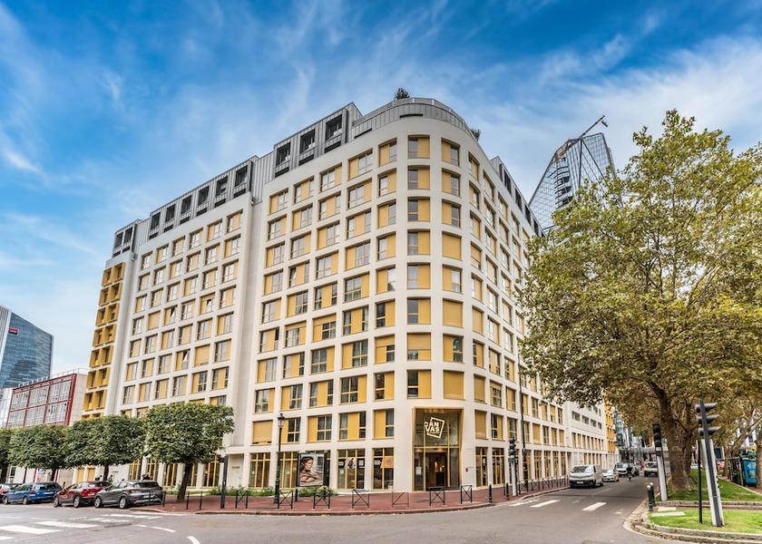 Ile-de-France Puteaux Facade