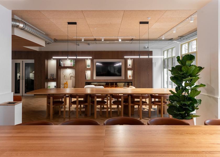 Ile-de-France Puteaux Reception