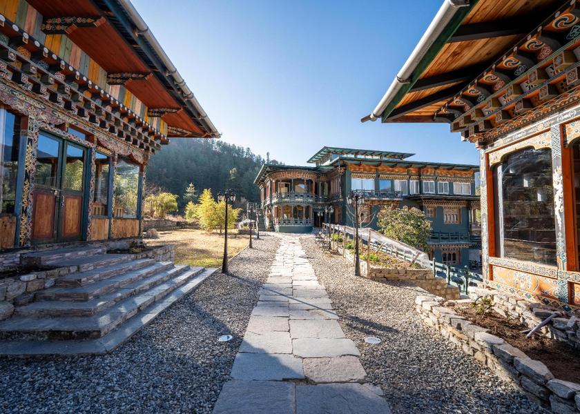  Paro exterior view