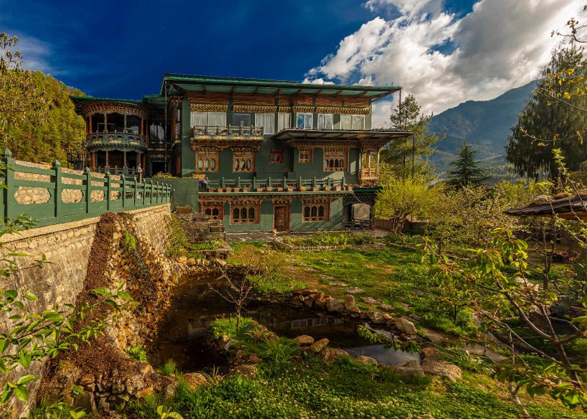  Paro exterior view