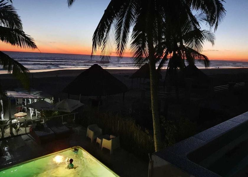 San Salvador (department) La Herradura Pool