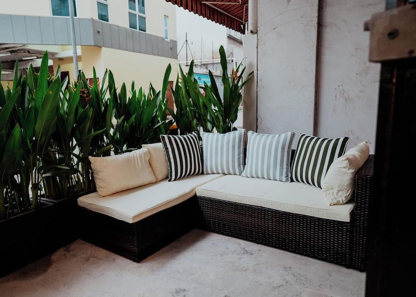  Singapore Terrace/patio