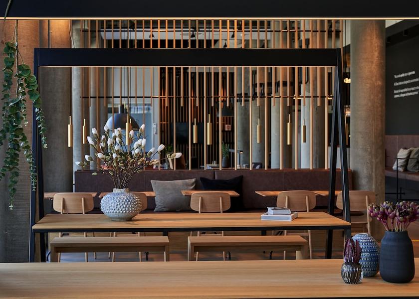 Canton of Zürich Kloten Lobby lounge