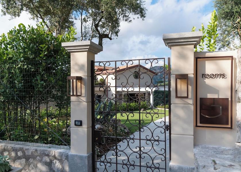 Campania Sant'Agnello Exterior Detail