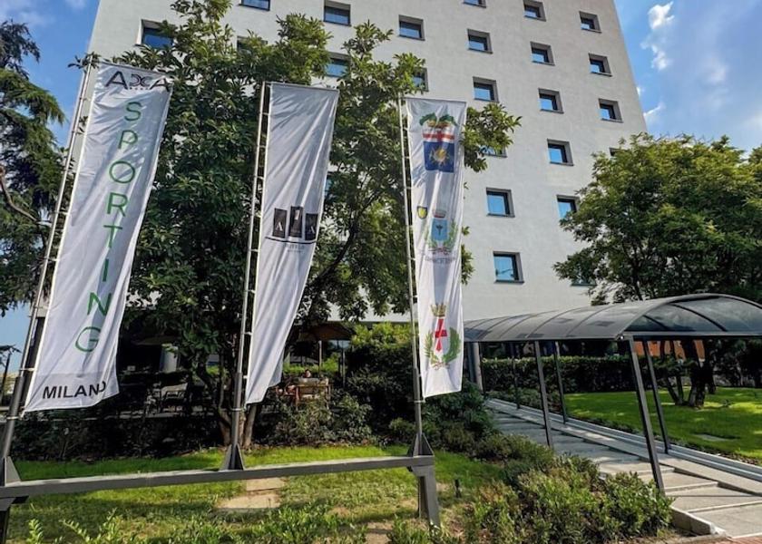 Lombardy Opera Facade