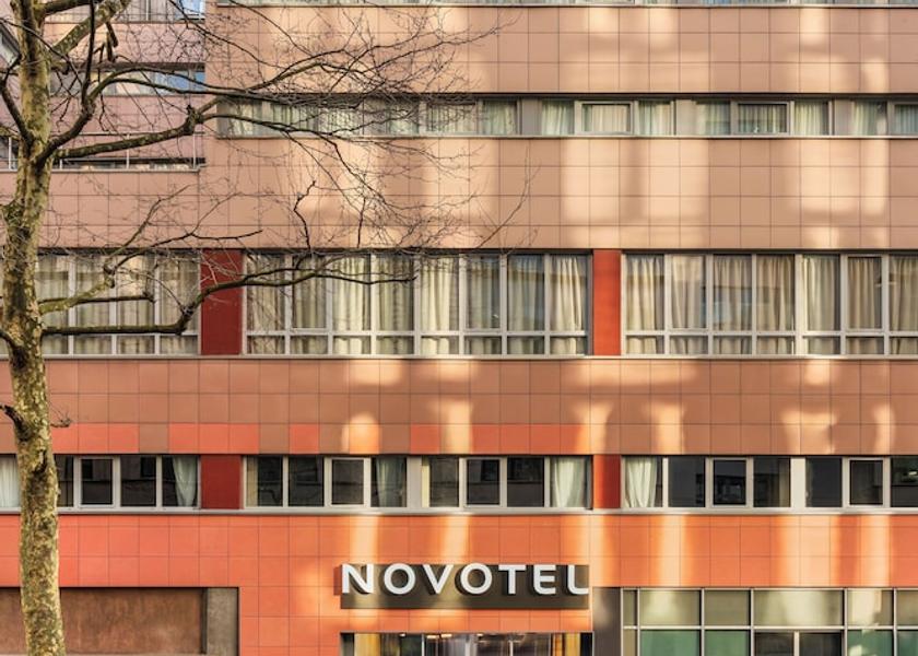 Île-de-France Nanterre Front of property