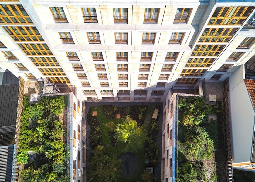 Ile-de-France Clichy Exterior Detail