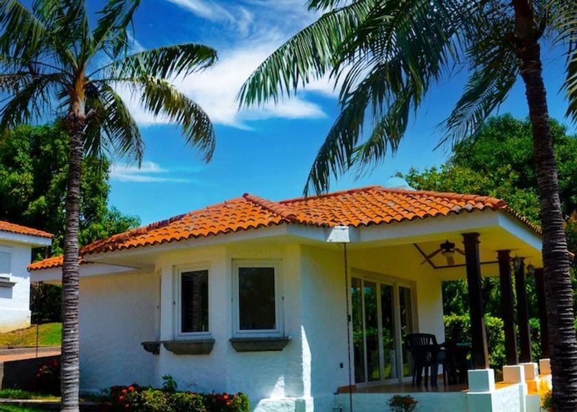 Santa Ana (department) Acajutla Reception