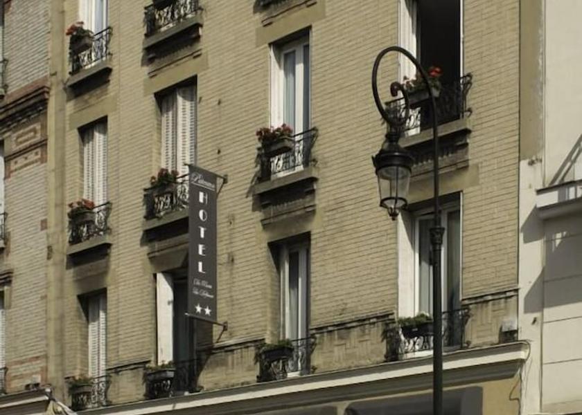 Ile-de-France Puteaux Facade