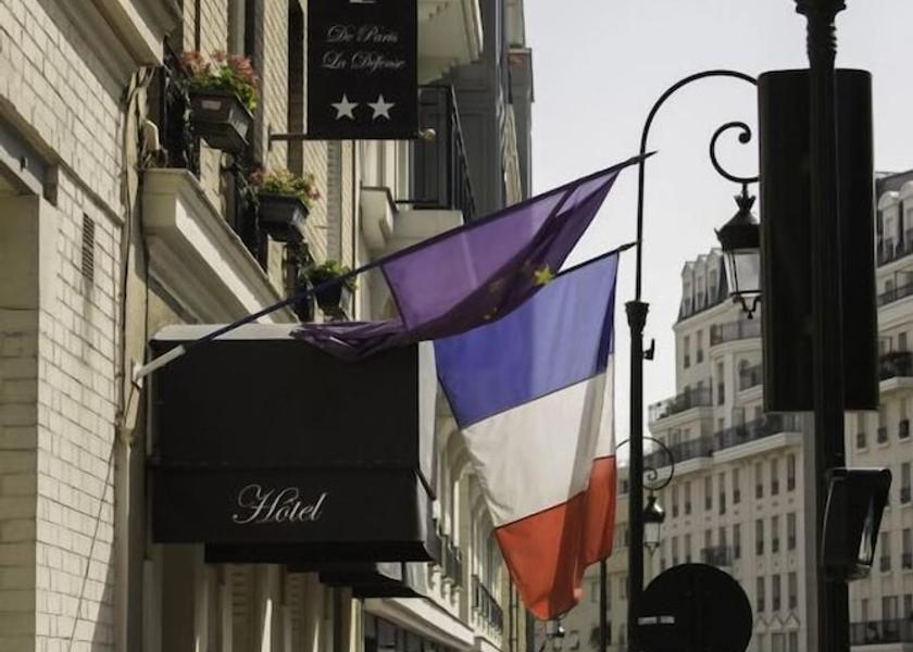 Ile-de-France Puteaux Exterior Detail