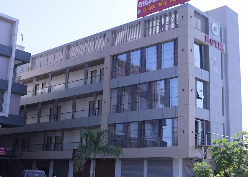 Gujarat Rajpipla Hotel Exterior