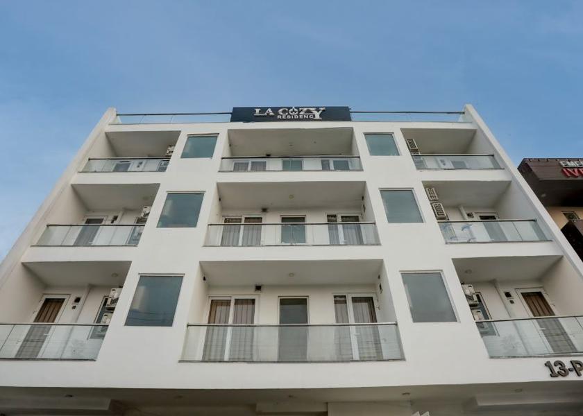 Haryana Gurugram Hotel Exterior