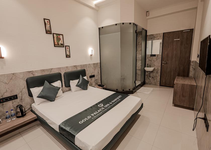 Gujarat Surat Deluxe Room