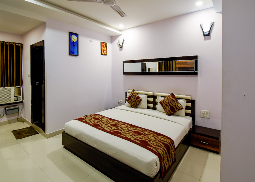 Madhya Pradesh Gwalior deluxe room