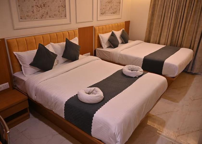 Uttar Pradesh Ayodhya Maharaja Room